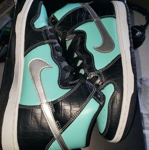 Nike Sb Diamond Mid